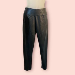 Ladies Tight Faux Leather Pants